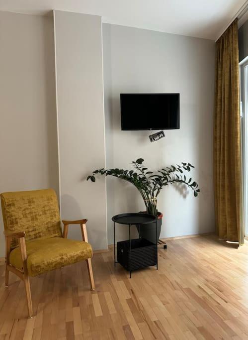 Double Studio Near University Square - 2 Balconies Bucharest Luaran gambar