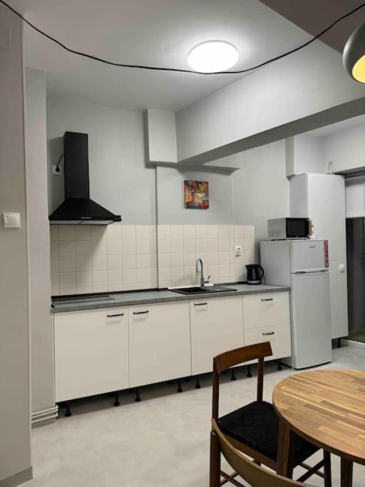 Double Studio Near University Square - 2 Balconies Bucharest Luaran gambar