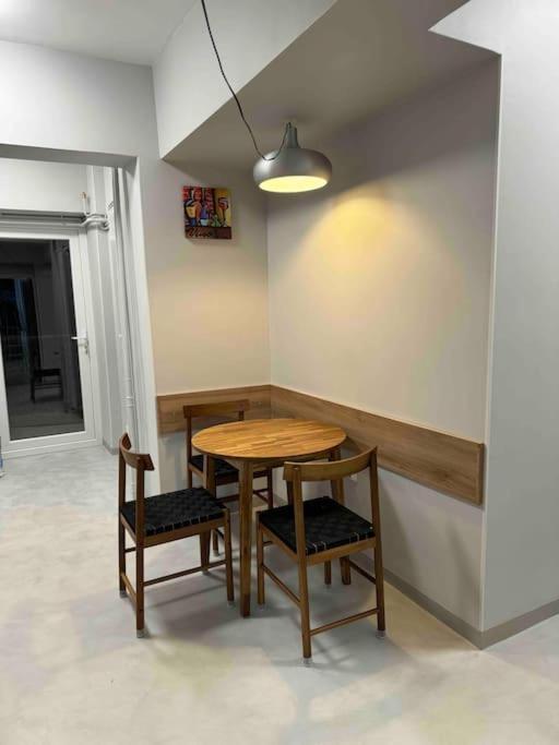 Double Studio Near University Square - 2 Balconies Bucharest Luaran gambar